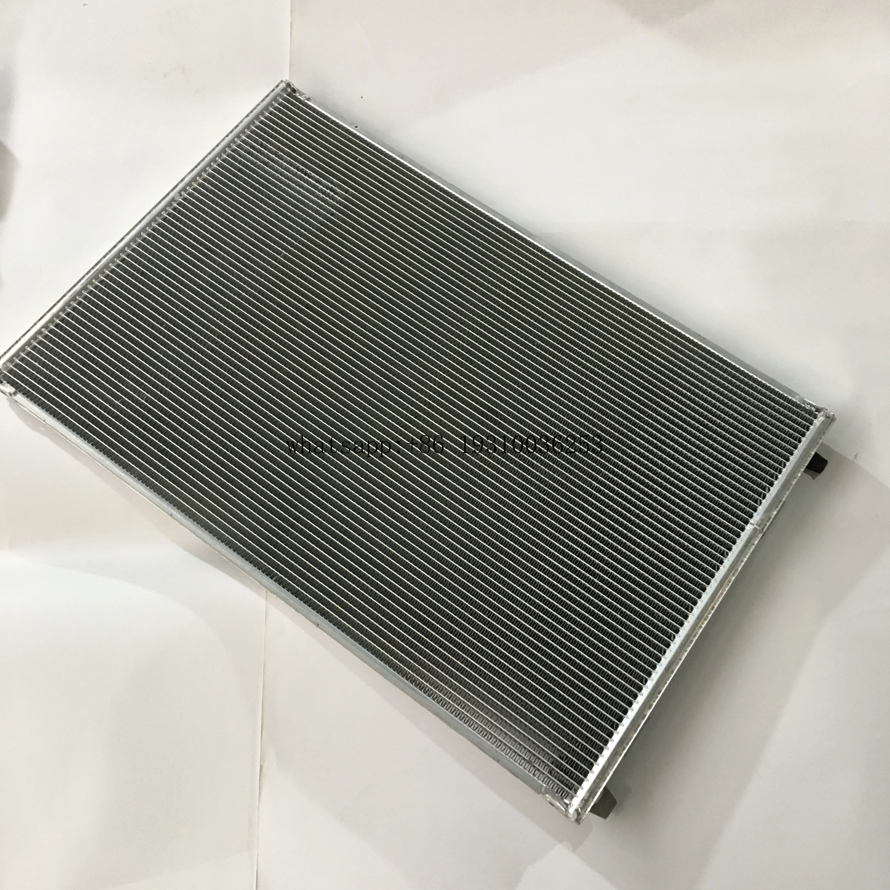 Refrigerator Air Conditioner Condenser Auto AC Condenser 208-979-7520