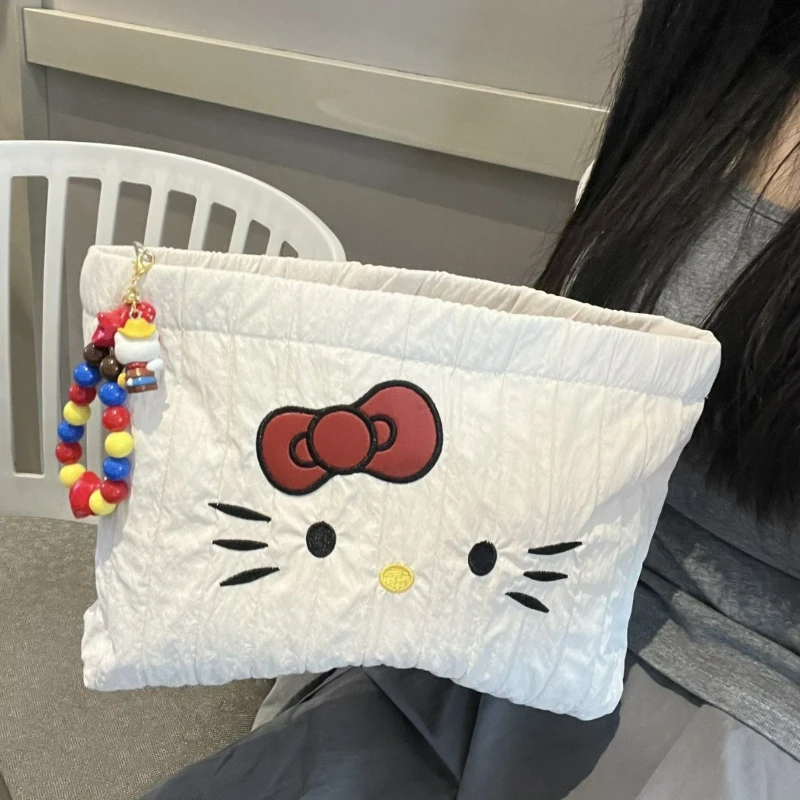 الاتجاه الجديد الأصلي المطرزة كيتي حقيبة التخزين سعة كبيرة حقيبة مستحضرات التجميل المحمولة الملمس حقيبة أدوات الزينة المحمولة #5