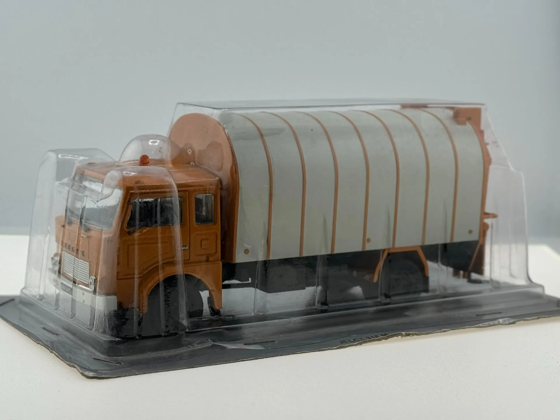 

Литая под давлением модель транспортного автомобиля в масштабе 1/43, Коллекционная игрушка, подарок, сувенир, витрина, орнамент