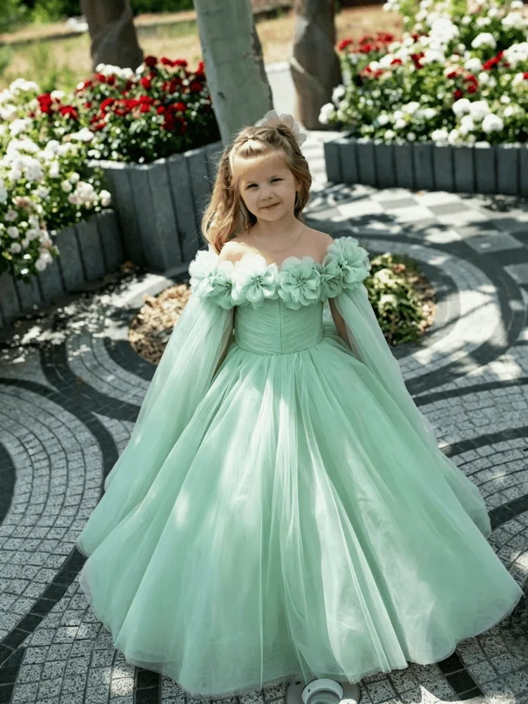 robes-de-demoiselle-d'honneur-pour-mariage-epaules-denudees-fleurs-3d-faites-a-la-main-manches-cape-transparentes-et-fluides-longueur-au-sol-en-tulle-pour-anniversaire