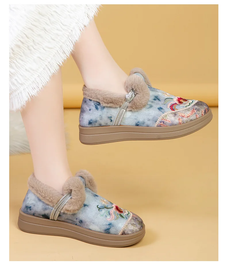 Damen-Winterschuhe mit Fleece-Futter, bestickt, im chinesischen Stil, mit Froschknopf, zum Hineinschlüpfen, rutschfeste, dicke Sohle, warme Freizeitschuhe. – Detail 11