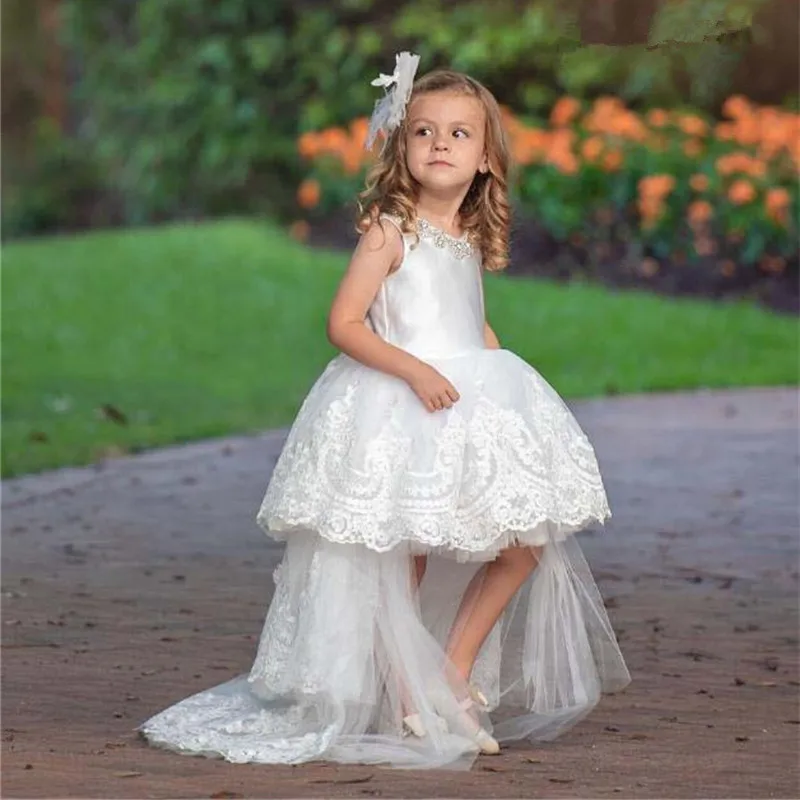 

Lovely Tulle Puffy Flower Girl Dress Applique Lace For Wedding Sleeveless Layered Kids Birthday Party First Communion Ball Gowns