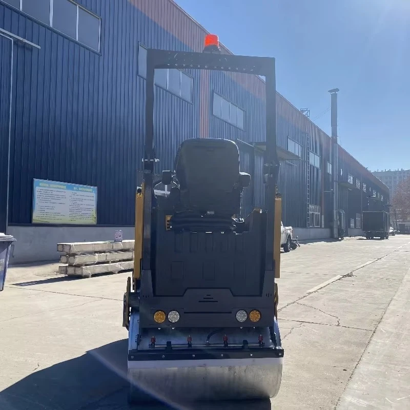 รถบดถนนแบบดรัมคู่ 1000กก.-3000กก. รถบดไฮดรอลิกสำหรับแอสฟัลต์ คอนกรีต และงานบดดิน รถบดแบบสั่นสะเทือนยี่ห้อคูโบต้า