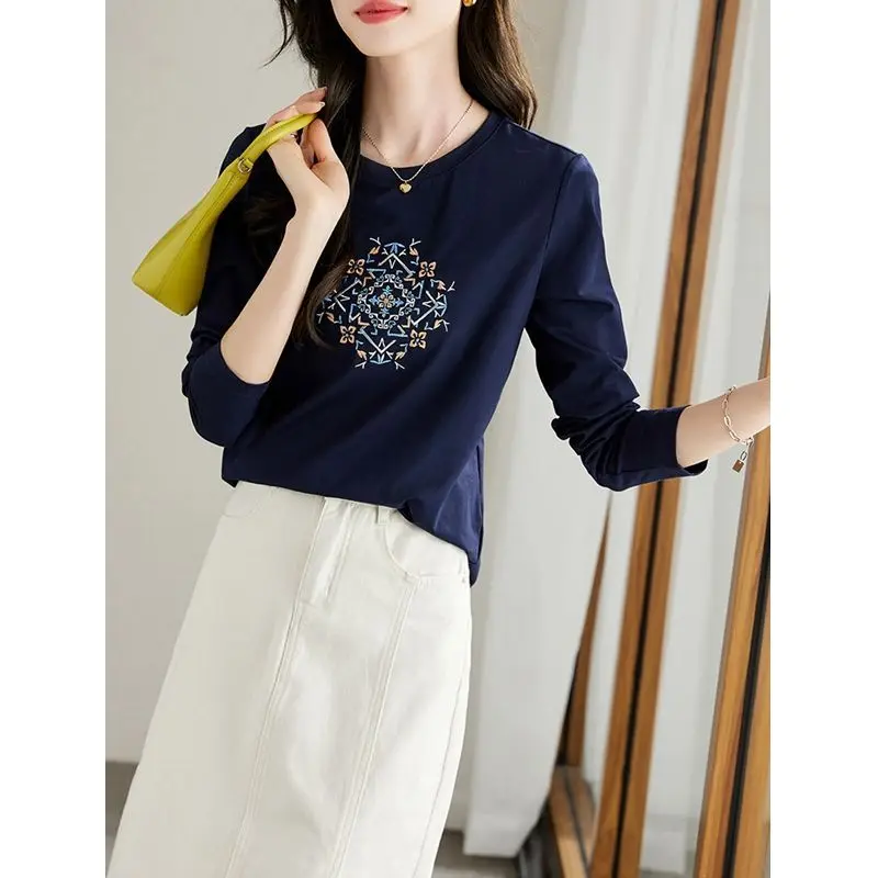 Spring Autumn New Fashion Round Neck Long Sleeve Embroidery Pure Cotton Bottoming Shirt Women\'s Clothing All-match Korean Tops