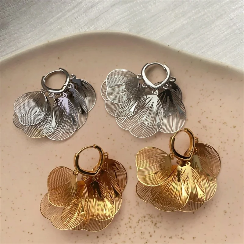 Легкие-роскошные-полые-серьги-с-кисточками-и-крыльями-бабочки-для-женщин-женские-темпераментные-металлические-серьги-с-цветами-ювелирные-изделия-для-банкета-и-вечеринки