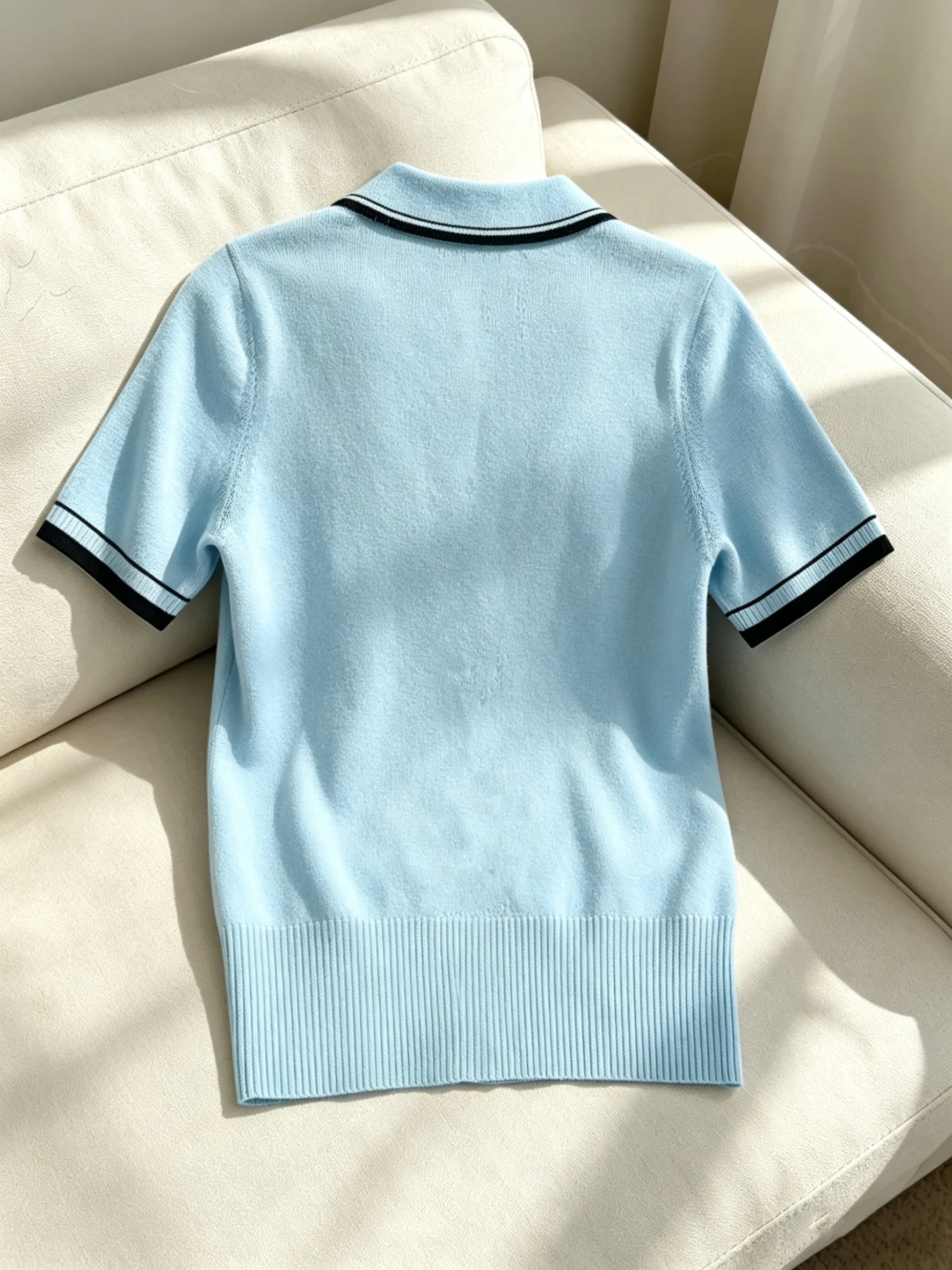 Women's plus size spring/summer knitted short sleeved, contrasting lapel fake open chest trendy knitted T-shirt