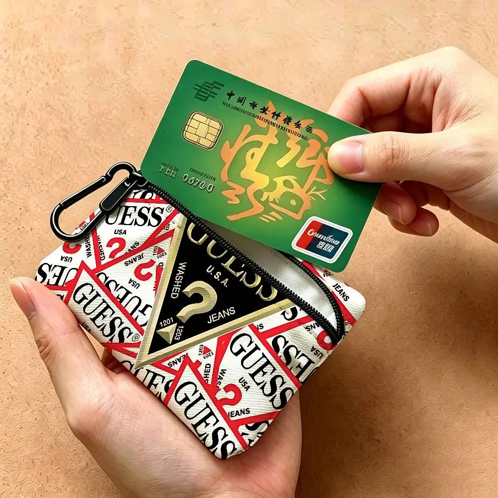 G-Guess-s logo White Oxford Cloth Zipper Coin Purse Lightweight Hanging Key Pouch Card Holder For Daily Use view 5