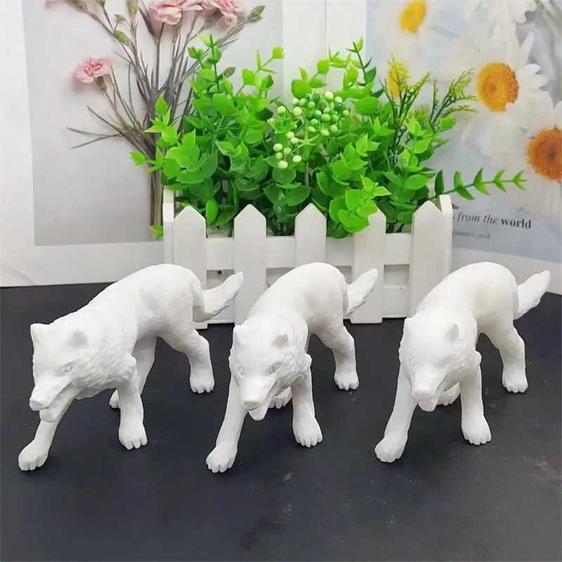 15CM Natural White Mable Jade Wolf Crystal Animal Carving Crafts Powerful Animal Decorative Ornaments Birthday Present 1pcs