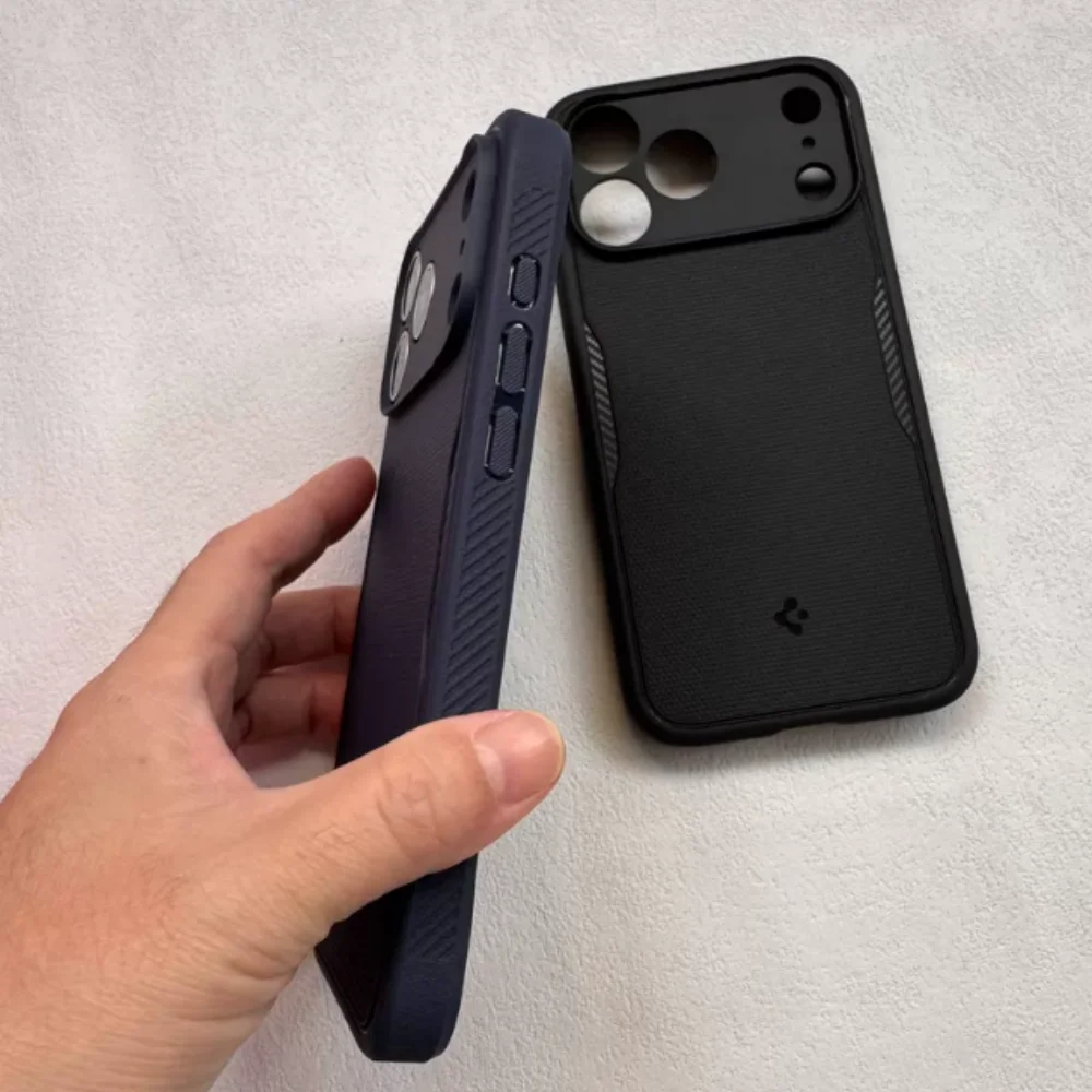 Spigen Built-In Magfit Rugged Armor TPU Magnetic Case do iPhone Air 17 18 Pro Max 17 Pro 18 z funkcją bezprzewodowego ładowania MagSafe — zdjęcie produktu 4