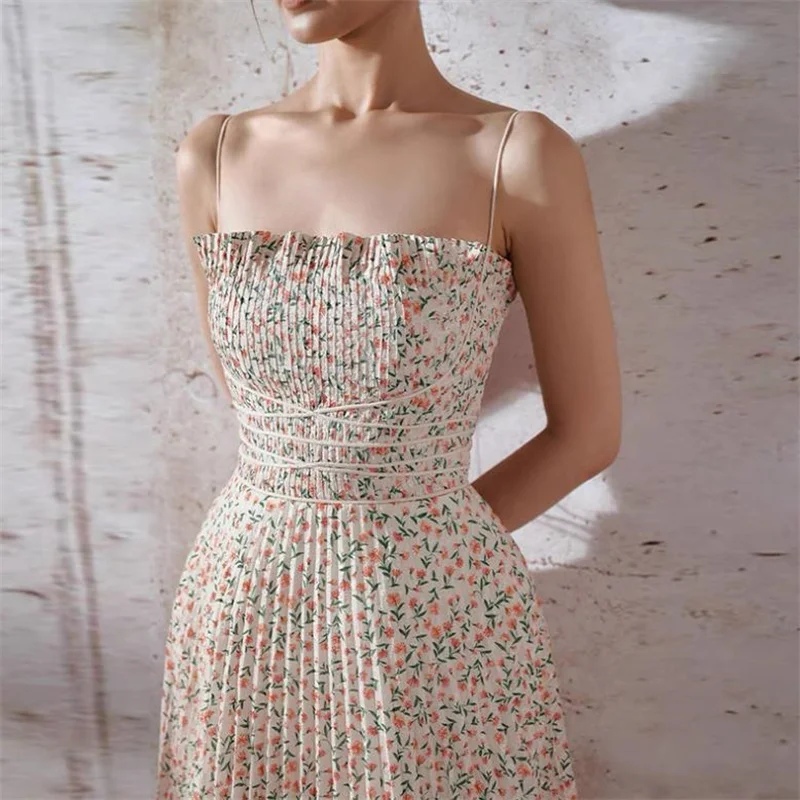 

Summer floral suspenders gentle sweet pleated dress short women dress