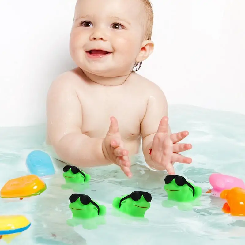 Frog Bath Toy 16pcs Small Green Floating Frog Toys Sunglasses Design Rubber Bathing Squeak Toys Sound Swim Tub Toy For Beach