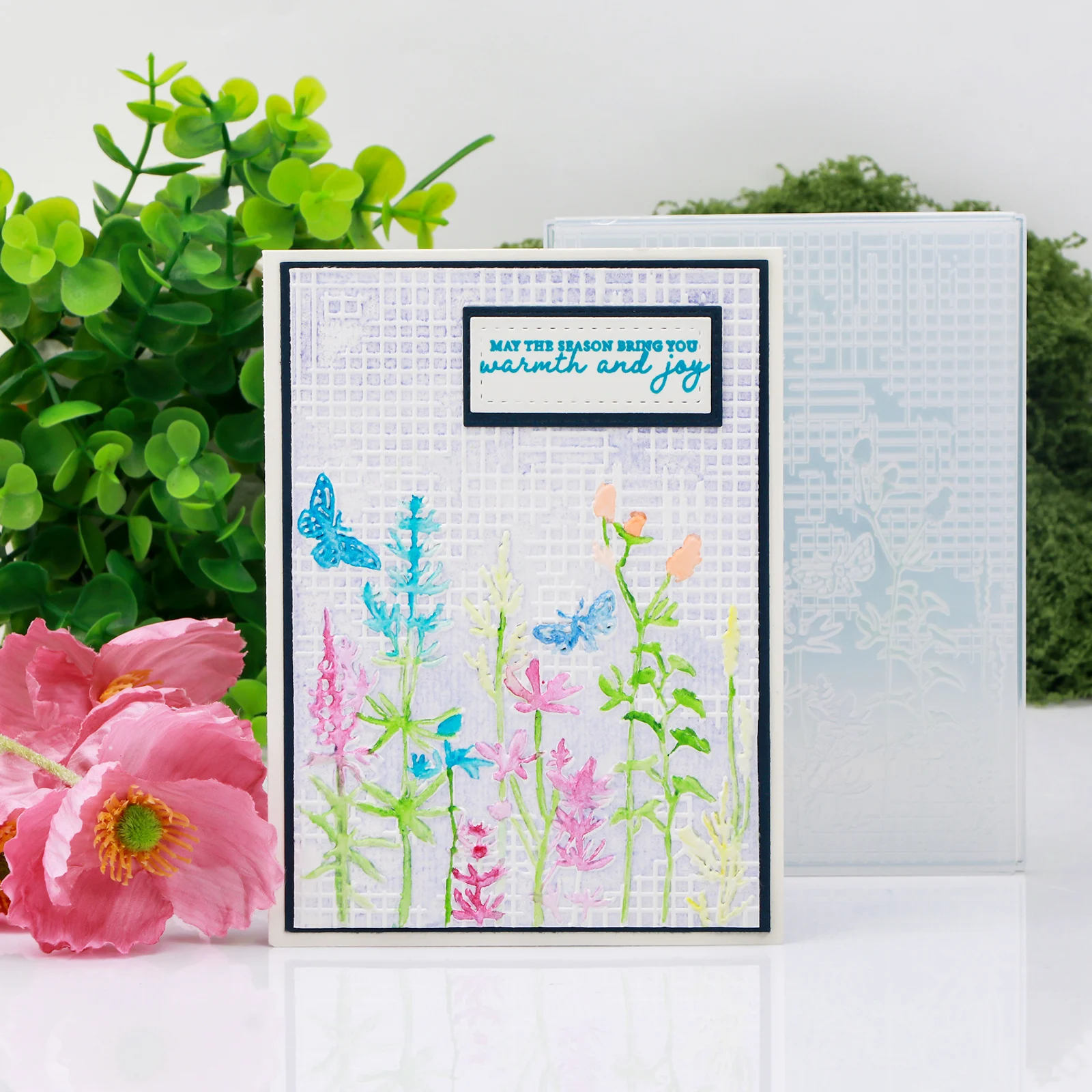 مجلد منقوش ثلاثي الأبعاد من Nature's Dream Botanicals لصنع البطاقات وسجلات القصاصات - بلاستيك متين سهل النقش - مثالي للحرف اليدوية