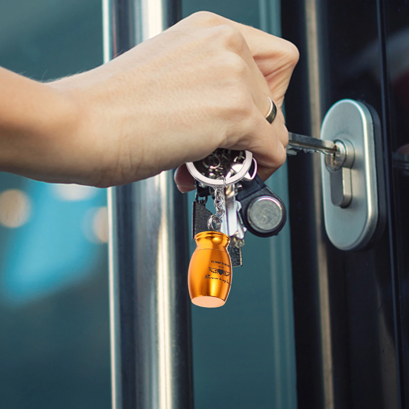 

Pet Ashes Urn Key Chain Keepsake Memorial For Cremation Remains Small Pet Ash Container Pendant Bag Hanging Ornament