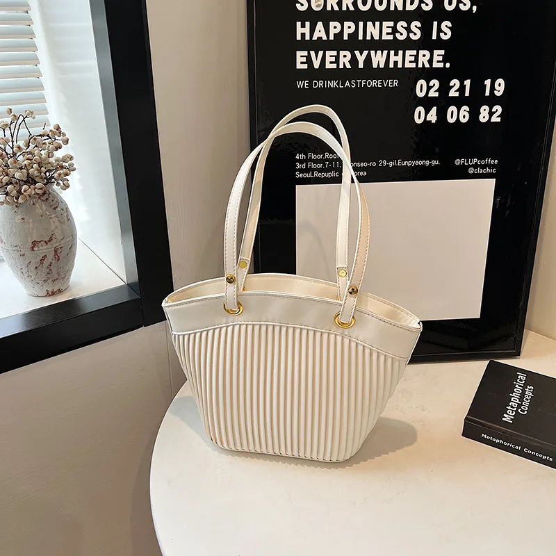 

2025 Stripe Tote Bag for Women French Vintage Basket Shoulder Bag Casual Crossbody Purse Fashion Versatile Handbag