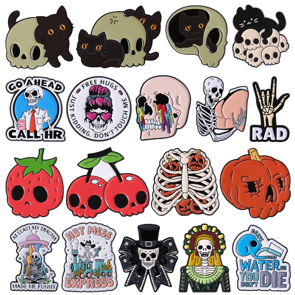 Halloween Skull Metal Brooch Lapel Pins Black Cat Fruit Pumpkin Chest Bow Train Flower Skull Cartoon Badge Jewelry Friends Gift