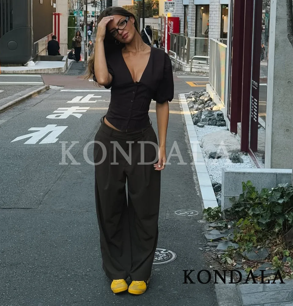 KONDALA Pendolarismo Casual Pantaloni a gamba larga Donna Elegante Chic Pantaloni a pieghe a righe 2026 Pantaloni alla moda di High Street moda primaverile