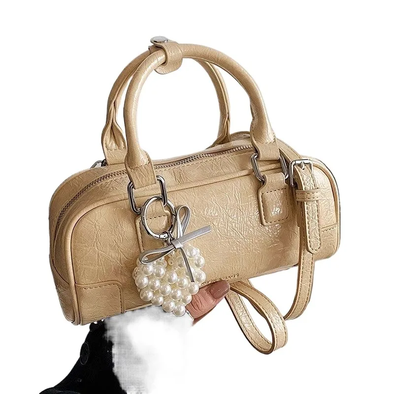 High-value Fashion Popular Handbag Women's Spring Fall New Dopamine Messenger Bag Temperament Commuting Wear-resistant Material