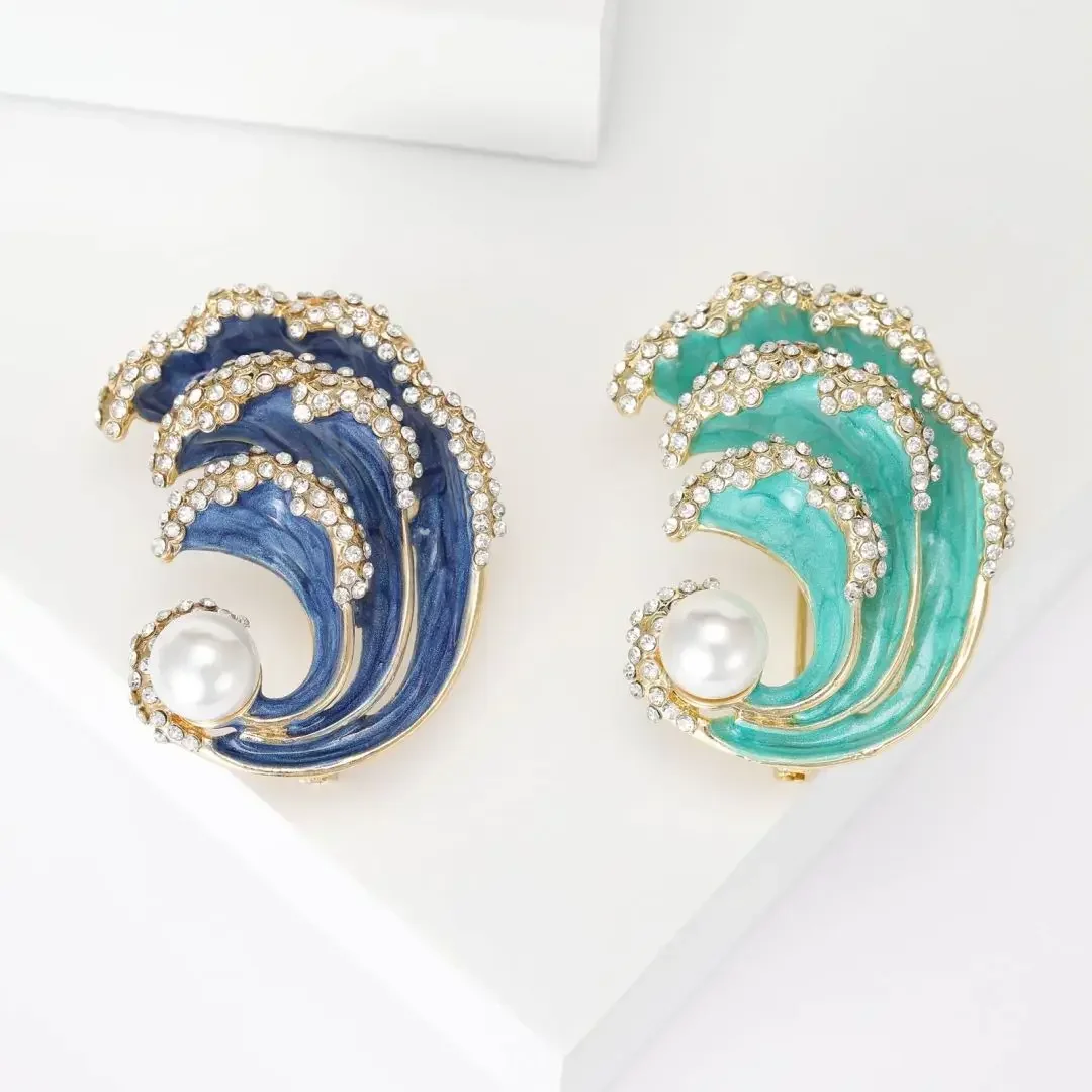 Luxury Women Brooch Enamel Pearled Lapel Pin Hollow-out Sea Wave Badge Ocean Blue&Green Delicate Jewelry Accessories