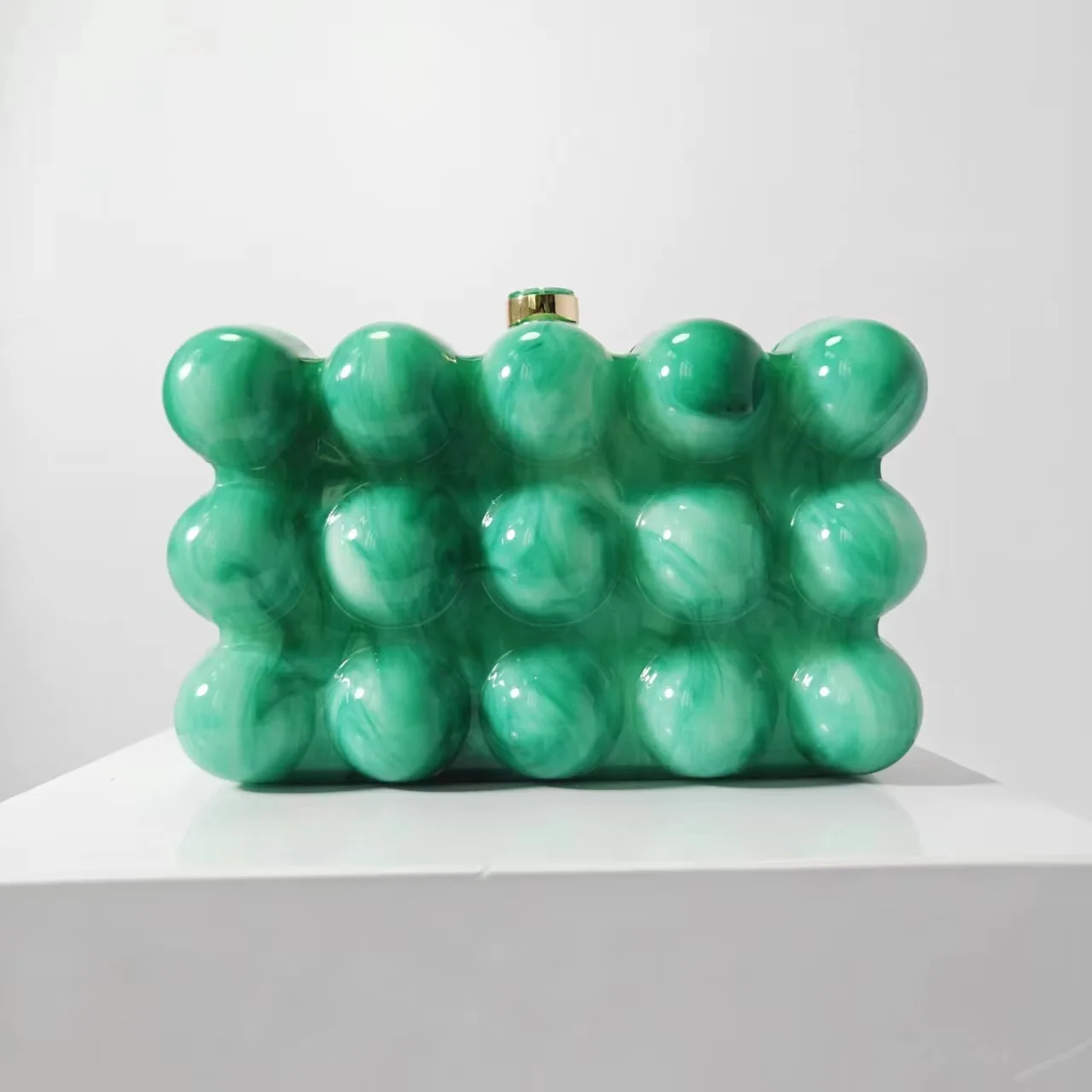 

Волнистая перламутровая яичная ракушка, акриловая модная сумка-мессенджер на одно плечо, европейская и американская акриловая обеденная сумка