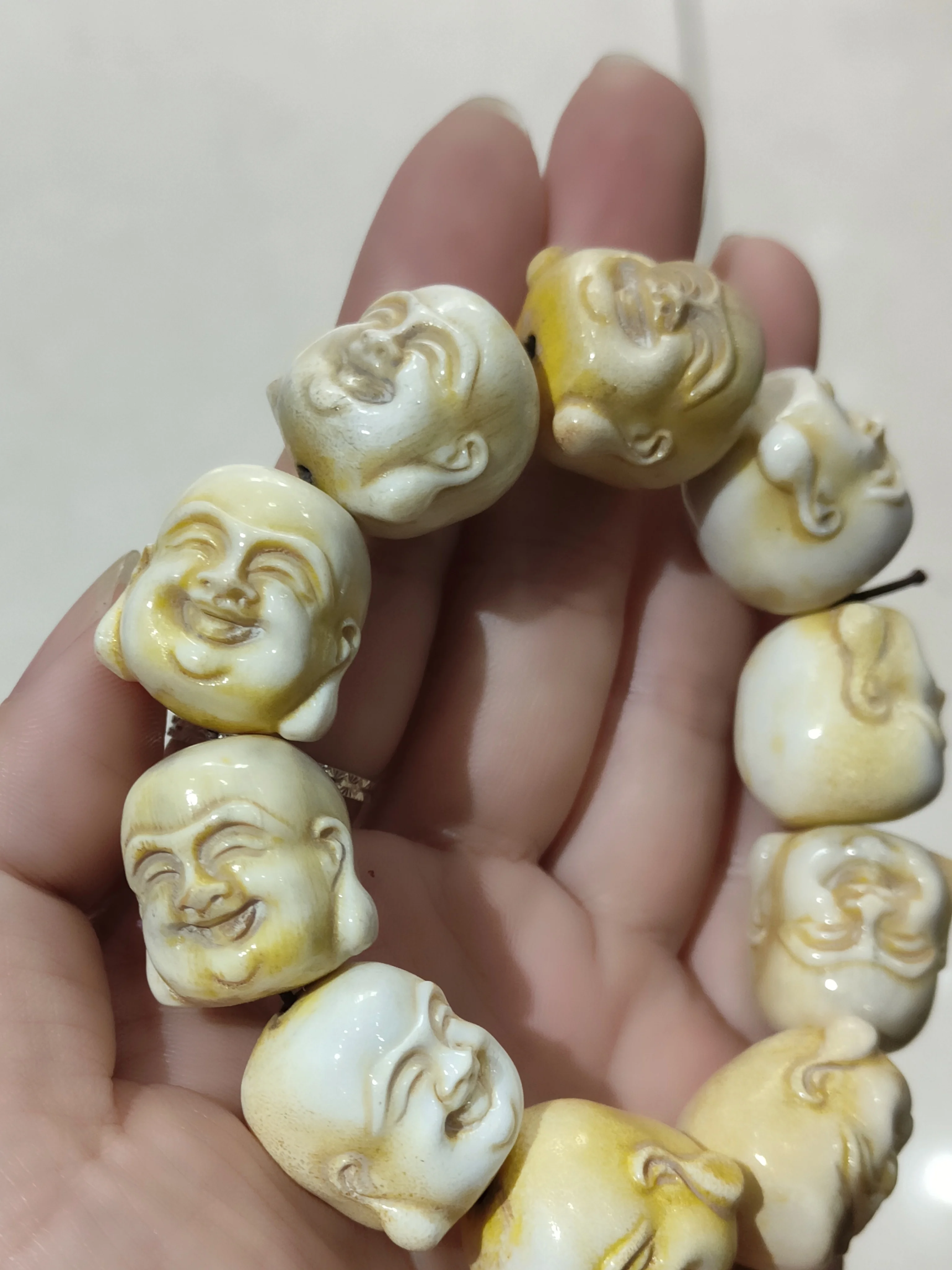 Chinese natural material hand-carved Buddha head hand string MieleBuddha bracelet gift