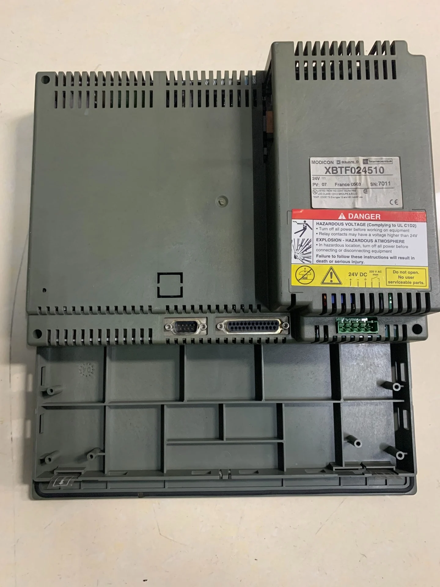 XBTF024510 Schermo HMI per Schneider