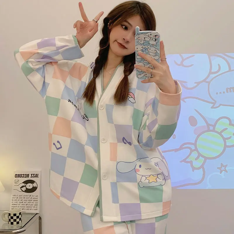 

Cinnamoroll женские пижамные комплекты Kawaii мультфильм студенческие осенне-зимние для отдыха с длинными рукавами длинные брюки с v-образным вырезом домашняя одежда новый стиль
