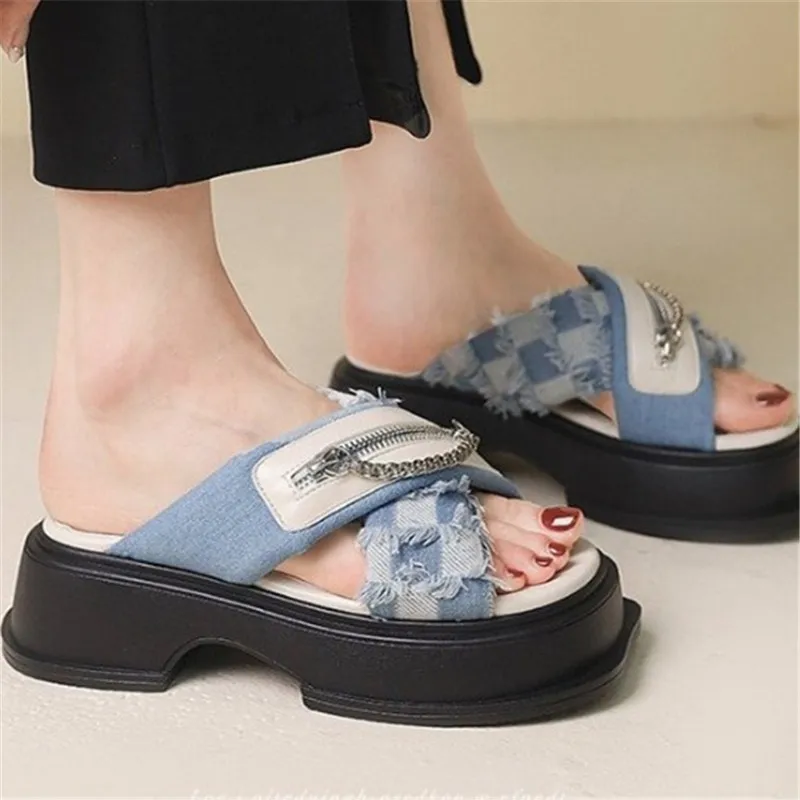 Thick Soled Slippers for Women Summer Chain Denim Chunky Heel Fashion Cross Slides Open Toe Outdoor Beach Woman Walking Slides