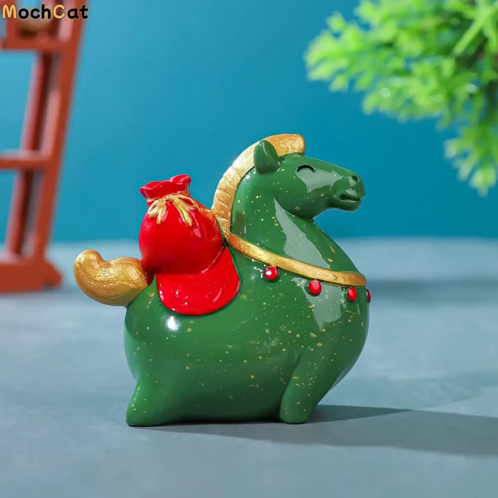 

Mascots Resin Pony Figurine Unique Vivid Design Zodiac Horse Figurines Cartoon Exquisite Horse Shape Ornament Spring Festival