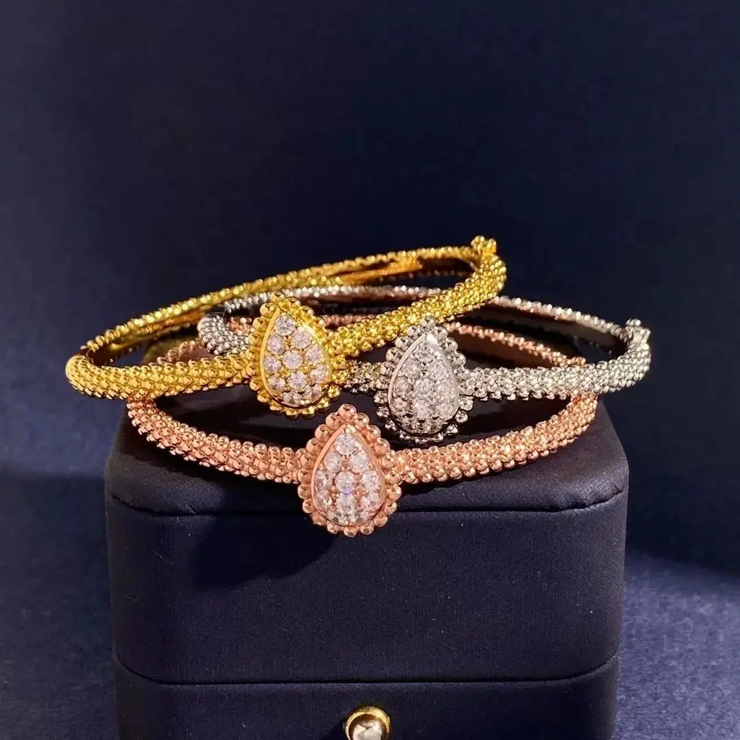 

New 2023 Trend Classic Quality Hot Sale Famous Brand Europe Party Jewelry Bangles For Women Luxury Engagement Geometry Water