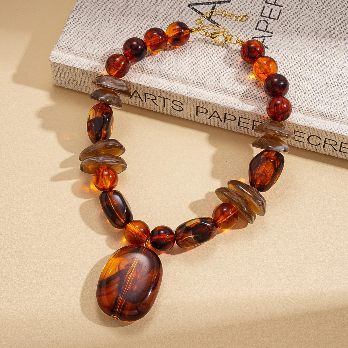 Boho Amber Resin Stone Choker Necklace Irregular Brown Pendant Body Jewelry Accessories For Autumn Daily Fashion Outfits