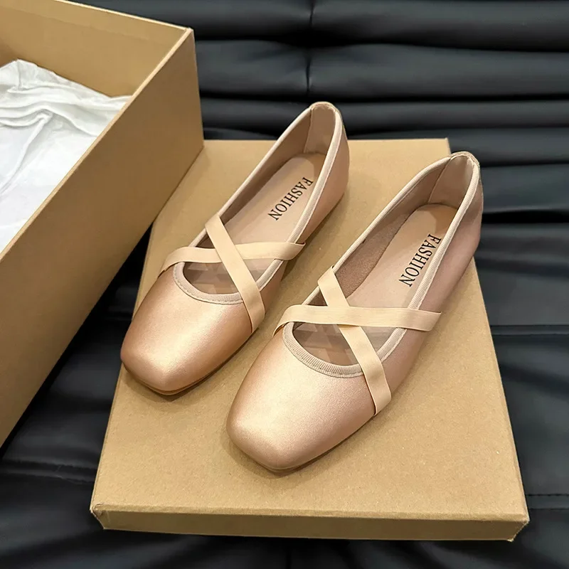 2024 New Women Ballet Flats Fashion Elegant Cross Strap Shoes Ladies Comfort Square Toe Street Style Soft Sole Ballerinas Shoes