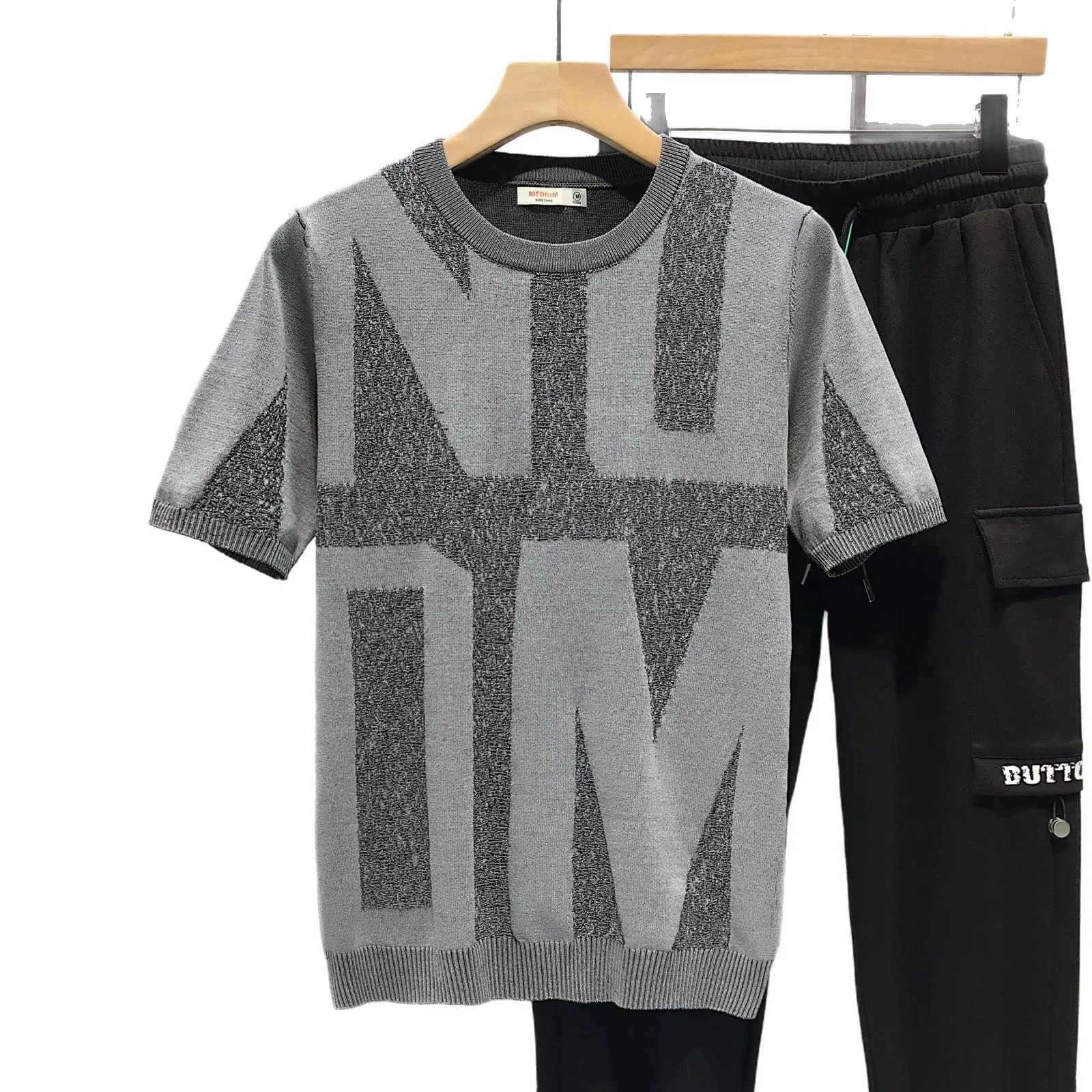 

2025 New Men's ort Sve Knitted T-irt Slim Fit Faionable Base Layer f Sve Personali Trendy Top Casual Wear