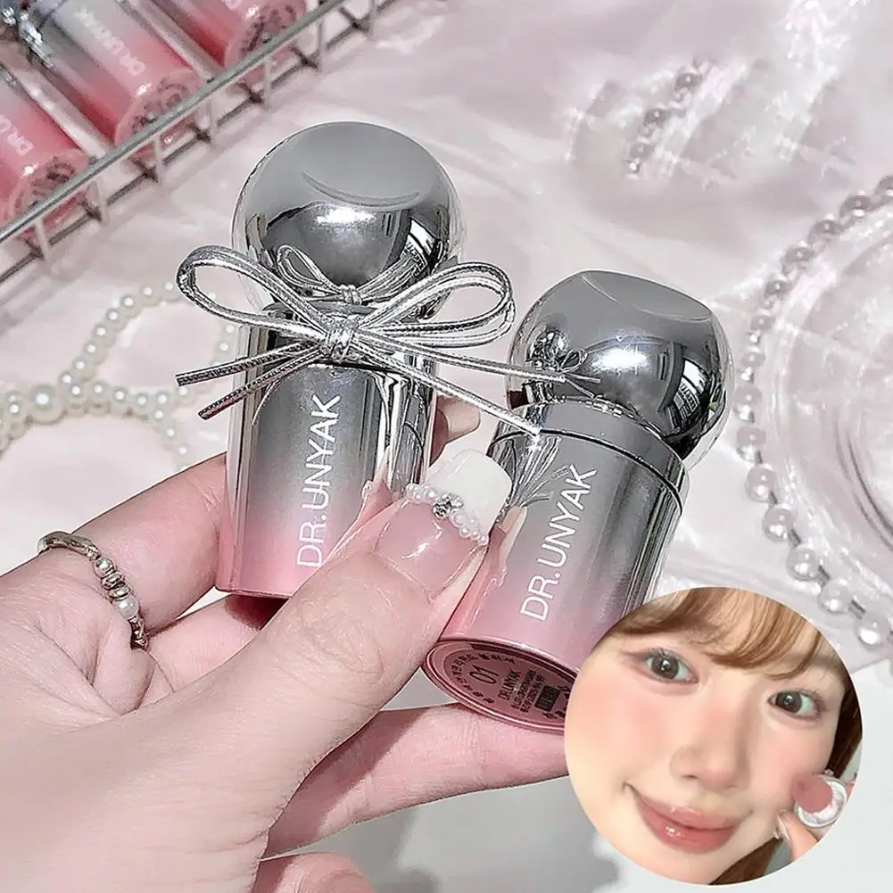 Vloeibare Blush Stick met sponstip, waterdichte, langdurige Blush Cream Verhelderend effect Lippen en wangen Make-up Huidvriendelijk