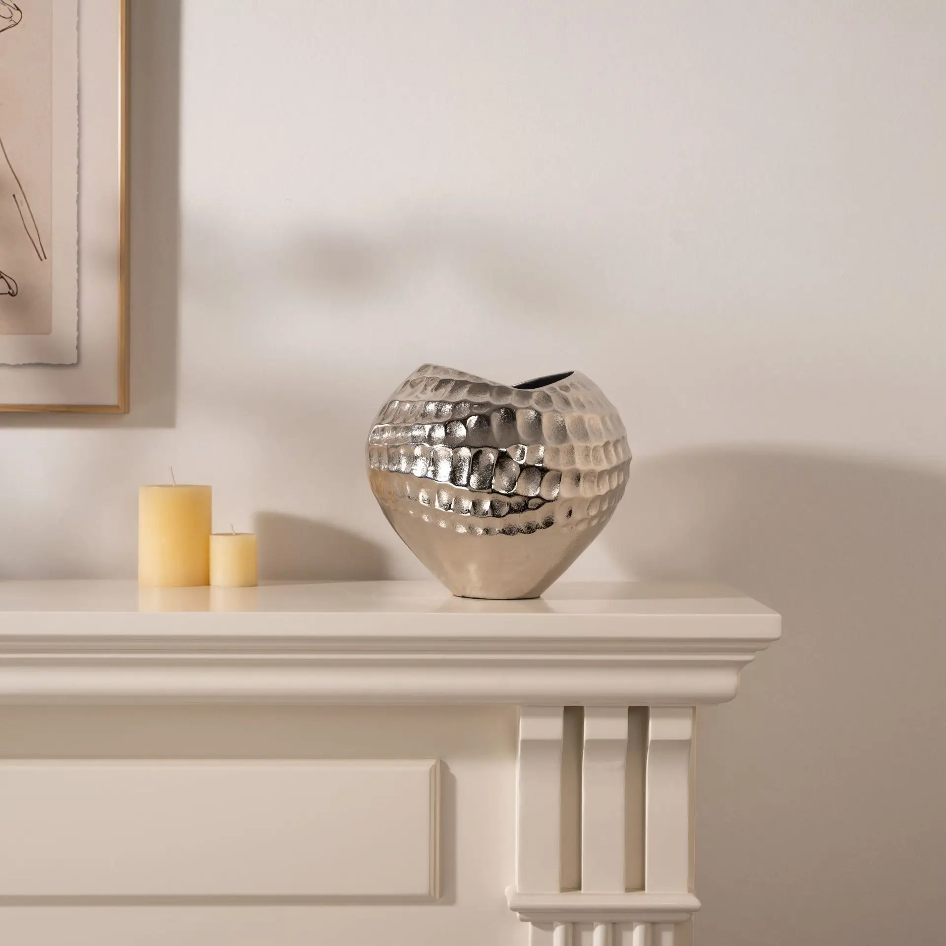 Modern Light‑Luxury Silver Hammered Texture Vase, Tabletop Decor Ornament For Living Room Entrance Home Decoration