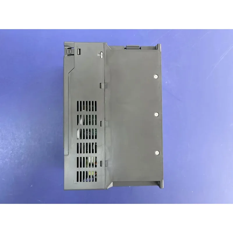 2025 VFD-MS300 سلسلة تردد العاكس VFD49AMS23ANSAA 15HP 11KW 230V 49A HD