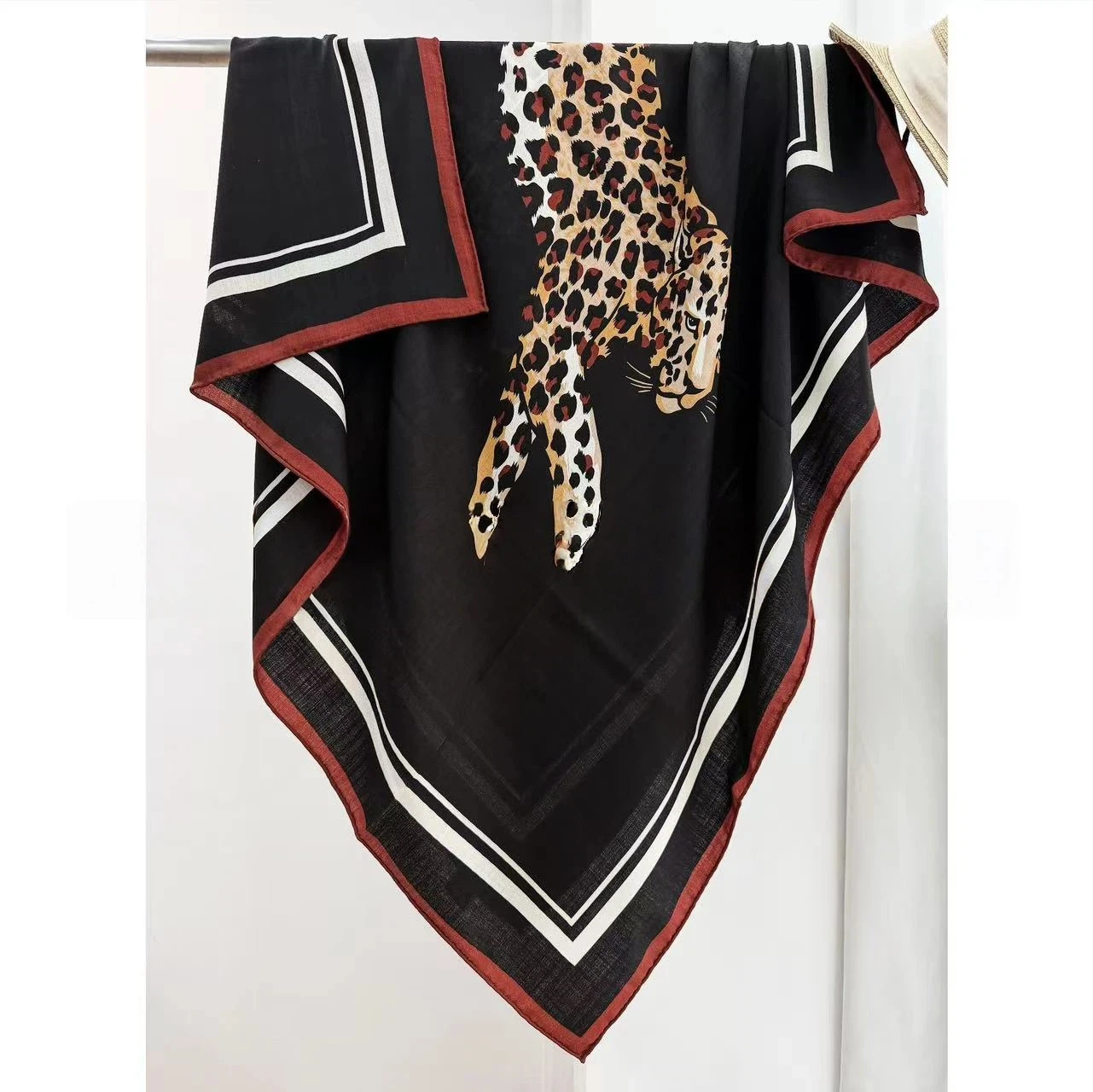 30% Silk 70% Wool Women's Scarf Vintage Leopard Print Square Scarf Ladies Luxury Brand Animal Print Women's Stole Shoulder Cape