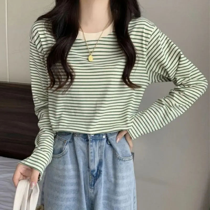 

Новинка: Модная женская футболка с длинным рукавом в полоску и контрастными цветами, в корейском стиле, свободного кроя