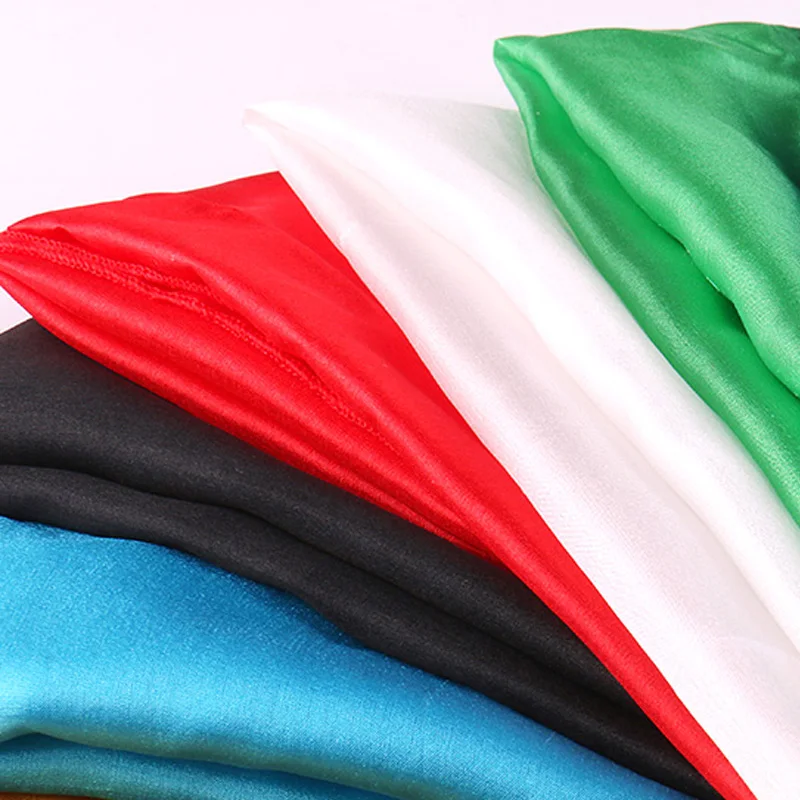 أوشحة حريرية 20*20 أوشحة مربعة حريرية صغيرة دعائم سحرية يمكن استخدامها في إعدادات المسرح عن قرب مظهر خدع سحرية