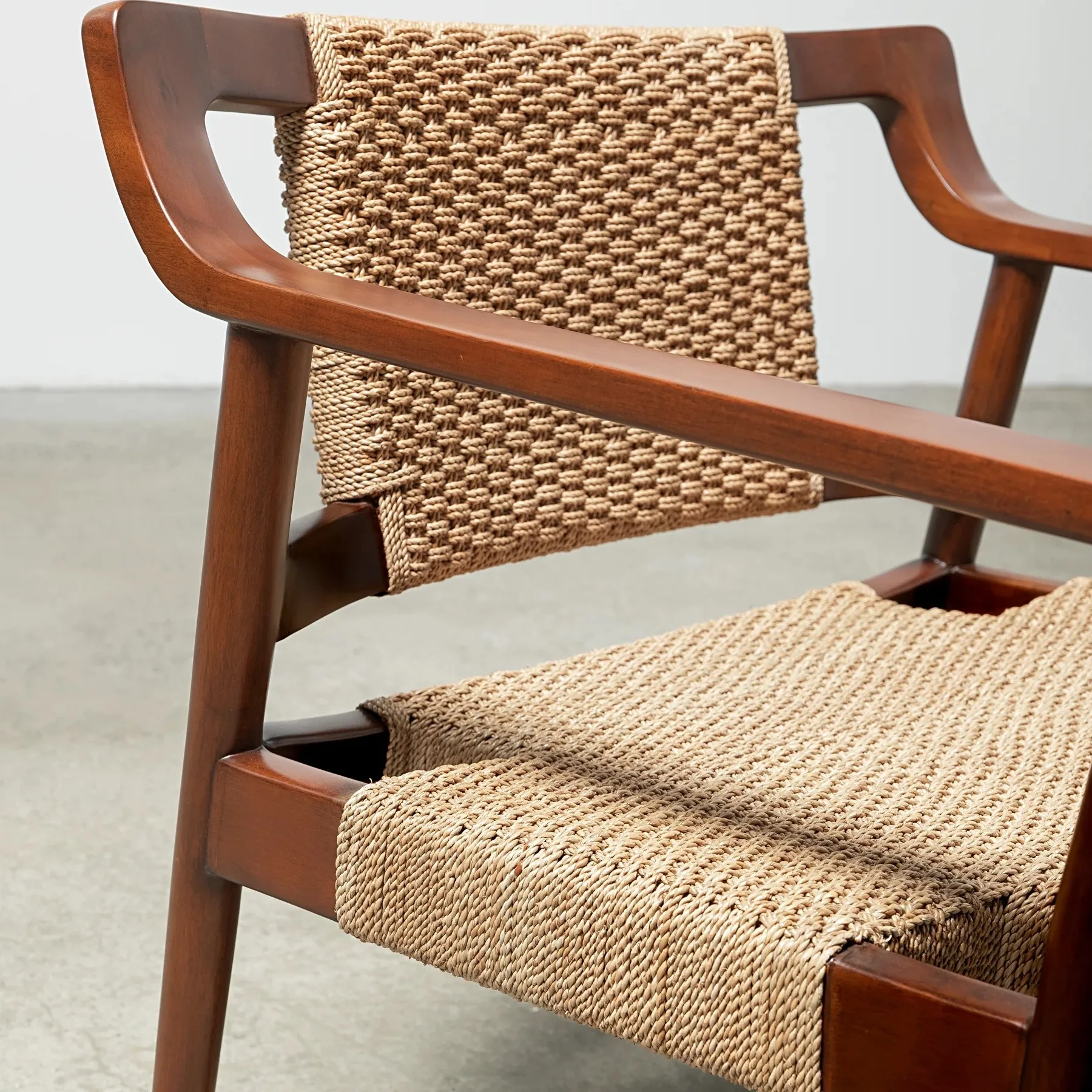✗x Mid-Century Retro Style Solid Wood Rattan Armchair Single Person Coffee Chair for Living Room Guesthouse or Tea House*