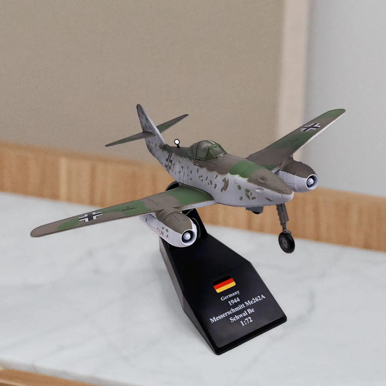 Realistic 1/72 Alloy fighter Model with Stand Collectibles Aircraft for Desktop