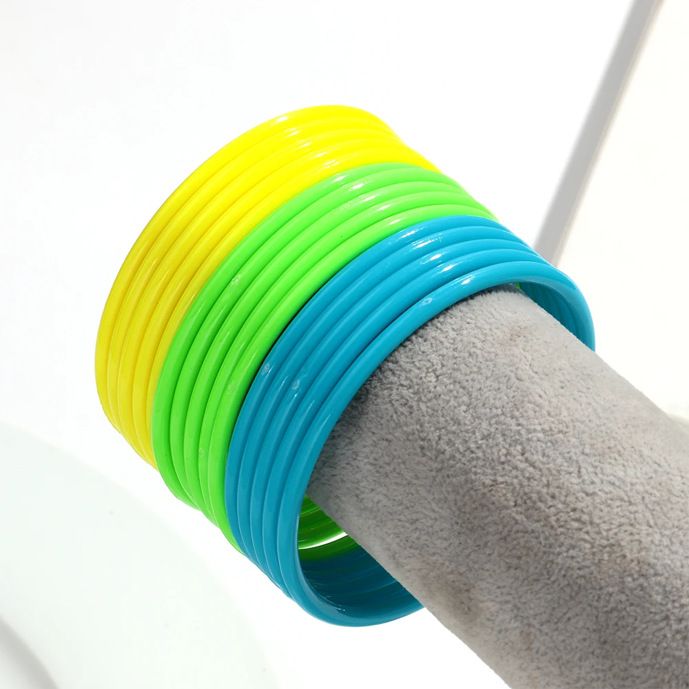 5/10/20 قطعة العصرية الاكريليك النيون الملونة الجولة هندسية رقيقة أساور مجموعة متعدد الألوان تكويم سوار الإكسسوارات