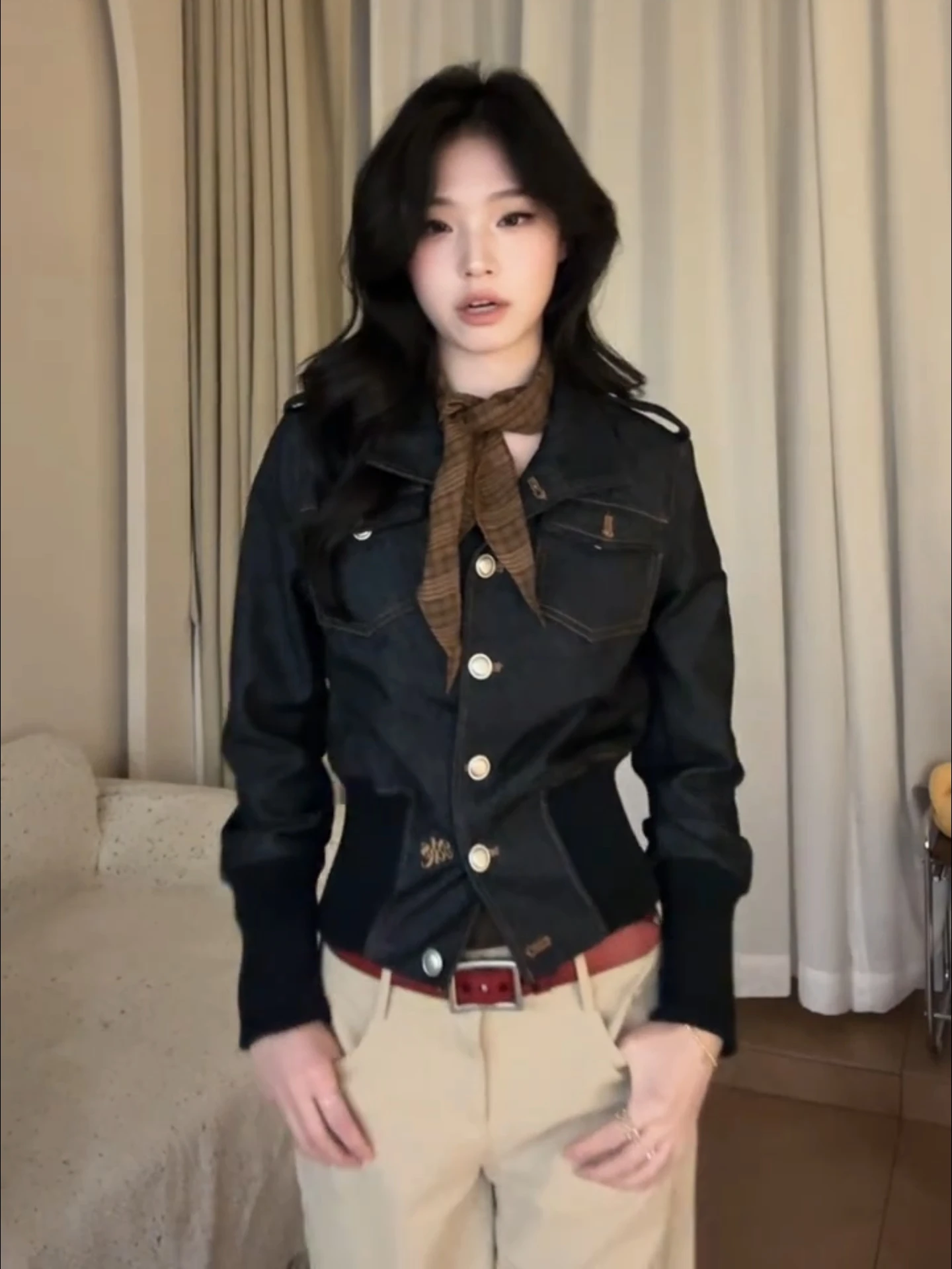 

Женская джинсовая куртка Slim Fit American Style, новая модель ранней весны, с зауженной талией, на одной пуговице, с воротником-стойкой