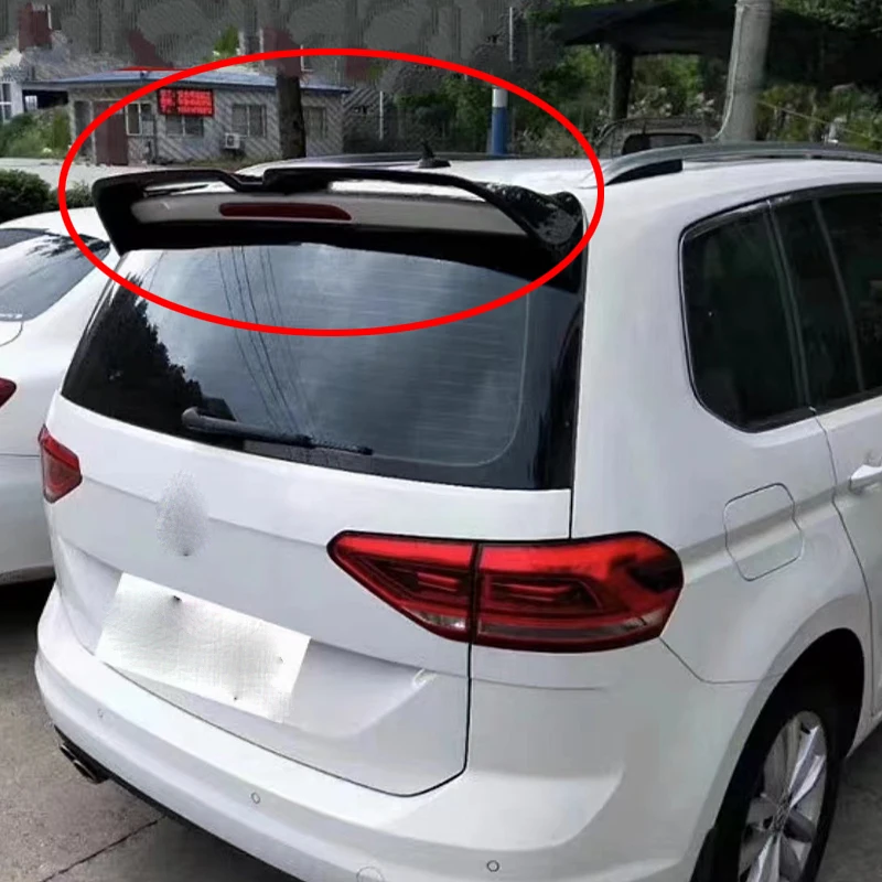 

For Volkswagen Touareg rear roof luggage compartment lid spoiler fender carbon black sports modification parts 2016, 2017, 2018