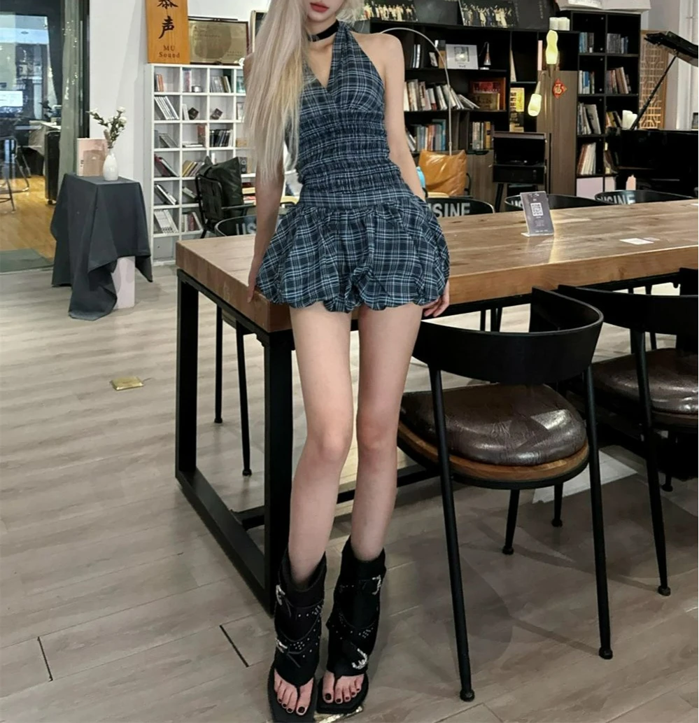 Ensemble deux pièces pour haut à col suspendu, nouveau Design à carreaux, nœud papillon, taille haute, bourgeon de fleur, demi-jupe, été 2025