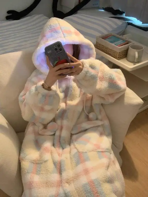 ملابس نسائية بيجامات من الصوف المرجاني للشتاء مقاس كبير ملابس نوم دافئة وسراويل ملابس منزلية بدلة لطيفة وعصرية ومريحة