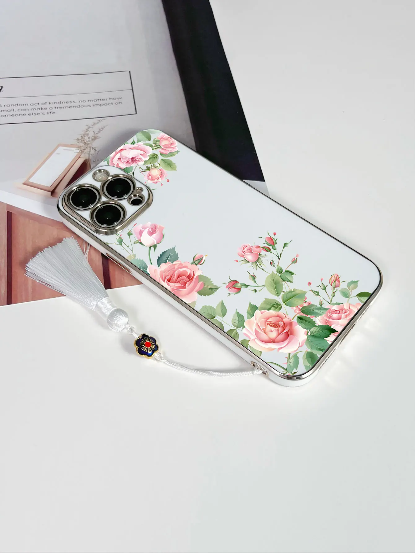 Luxo chapeamento flor padrão design borla cordão caso de telefone para iphone 17 16 15 14 plus 13 12 11 pro max capa traseira fundas
