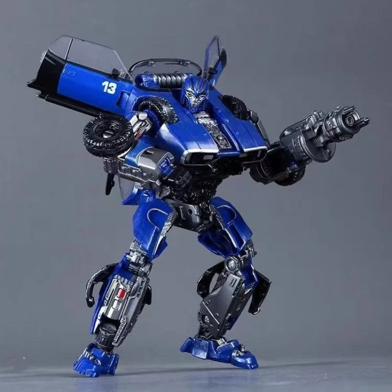 

[Ready Stock] BAIWEI TW-1033 Blue Warrior Pinball Car Robot Captain Character Model Figure 100% Original Box Collection Gift