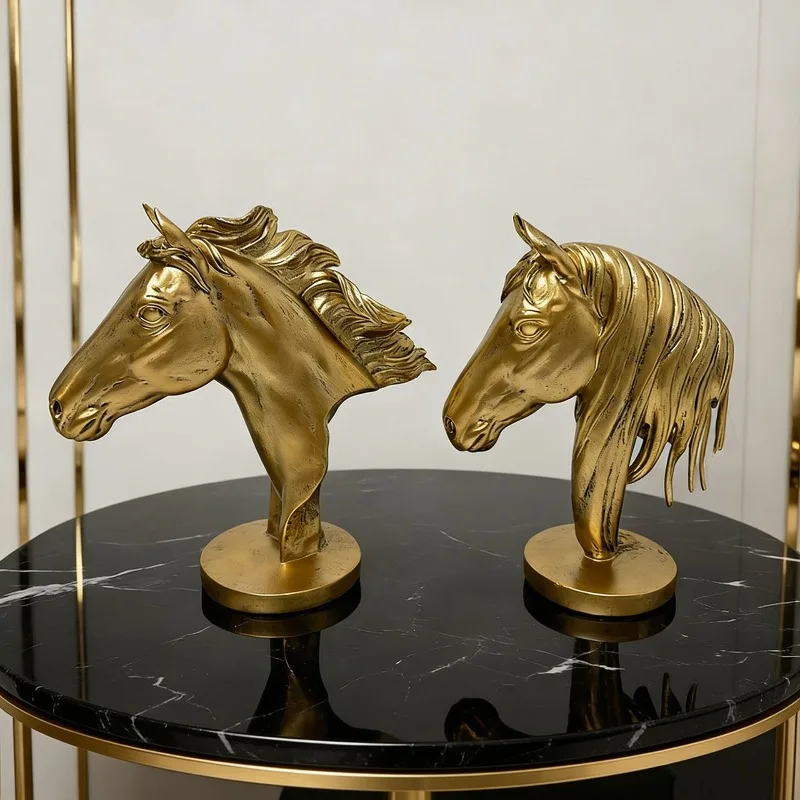 

1PC Creative Horse Head Statue Decoration Desk Decoration Minimalist Resin Crafts Horse Head Sculpture Room Aesthetic Decoration