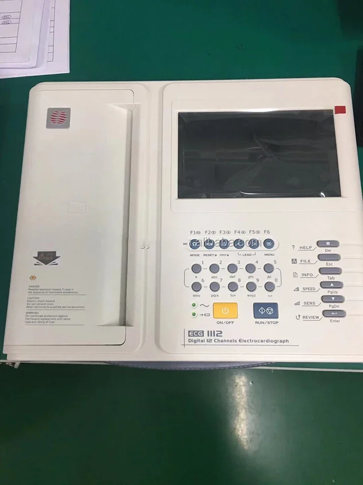 Electrocardiograph Ecg Machine Wigh Good Price