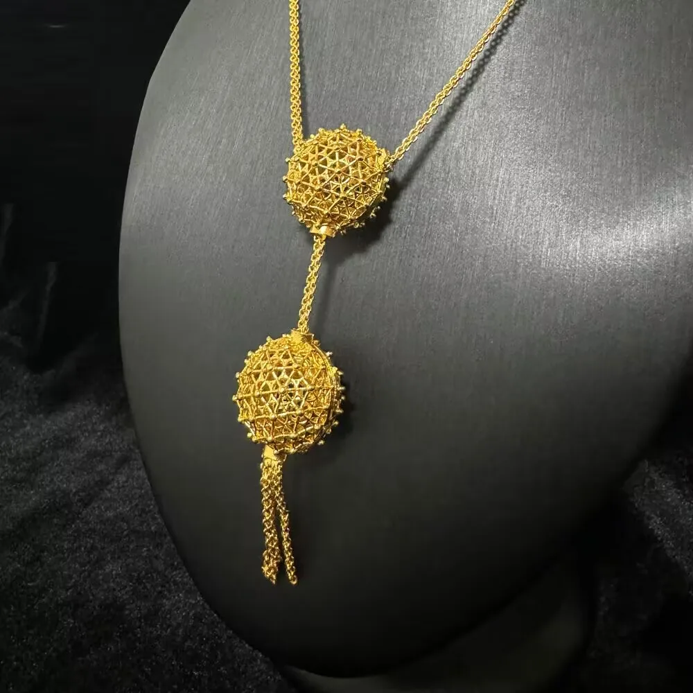

Dubai American New Alloy Gold Plated Necklace Earrings Wedding Party Jewelry Set Gift for Lover YY10705